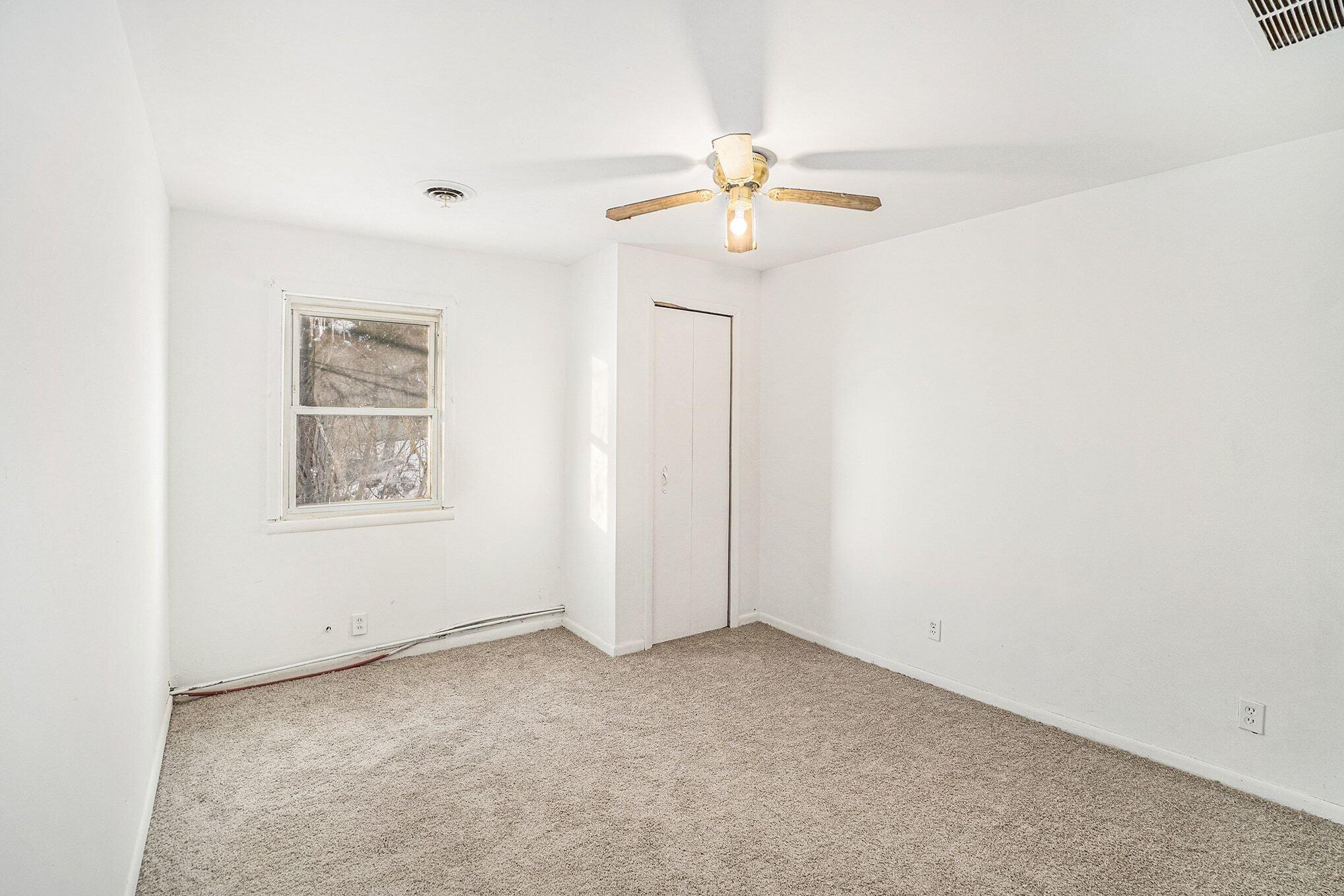 1821 North Lapeer Road Lapeer, MI 48446 - Photo 9 of 29 008_file_2896