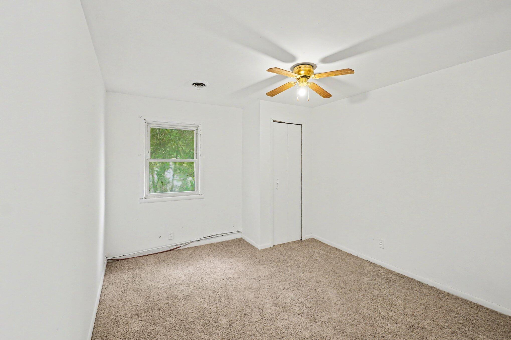 1821 North Lapeer Road Lapeer, MI 48446 - Photo 10 of 17 009_file_2009