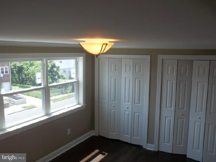 3025 Fairdale Road Philadelphia, PA 19154 - Photo 3 of 4