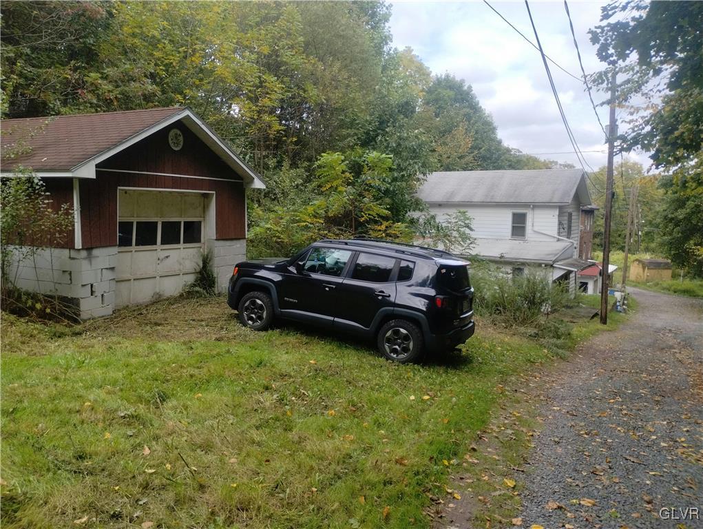 65 Spring Street Lehighton, PA 18235 - Photo 4 of 14 Gallery Image 4