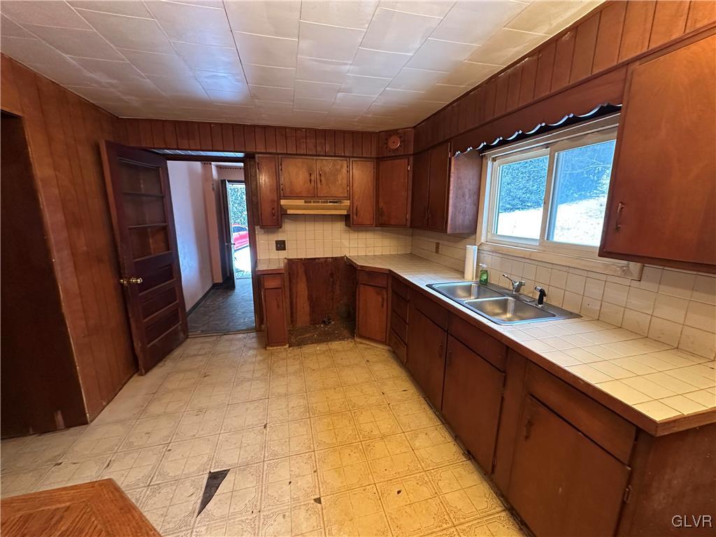 65 Spring Street Lehighton, PA 18235 - Photo 5 of 14 Gallery Image 5