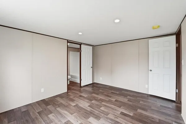 $135,000 | 143 County Road 2414, Hull, TX 77564