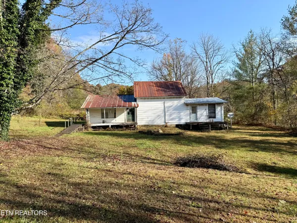 $207,900 | 186 Drinnon Lane, Sneedville, TN 37869