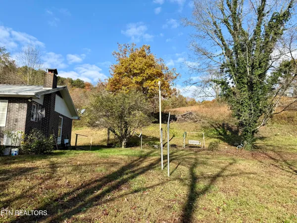 $207,900 | 186 Drinnon Lane, Sneedville, TN 37869