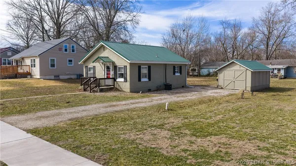 $149,000 | 505 South Burke Street, Versailles, MO 65084