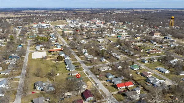 $149,000 | 505 South Burke Street, Versailles, MO 65084