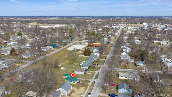 $149,000 | 505 South Burke Street, Versailles, MO 65084