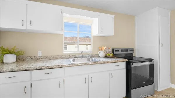 $149,000 | 505 South Burke Street, Versailles, MO 65084