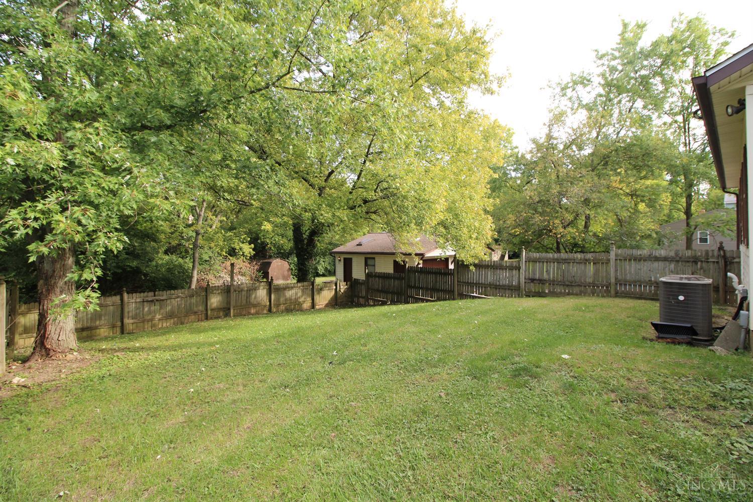 5870 Ross Road Fairfield, OH 45014 - Photo 26 of 28