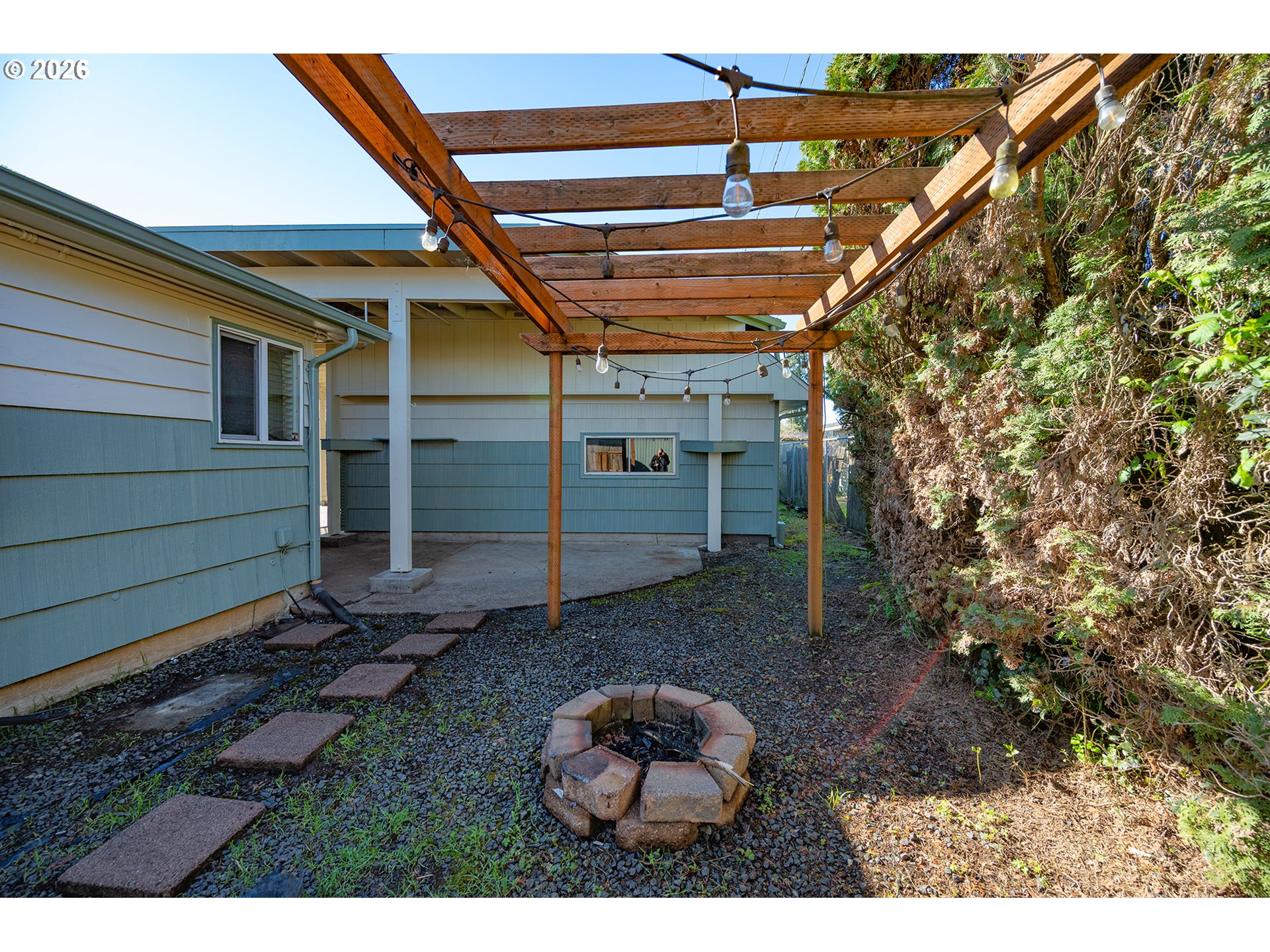 672 North 51st Street Springfield, OR 97478 - Photo 29 of 43 Fire Pit