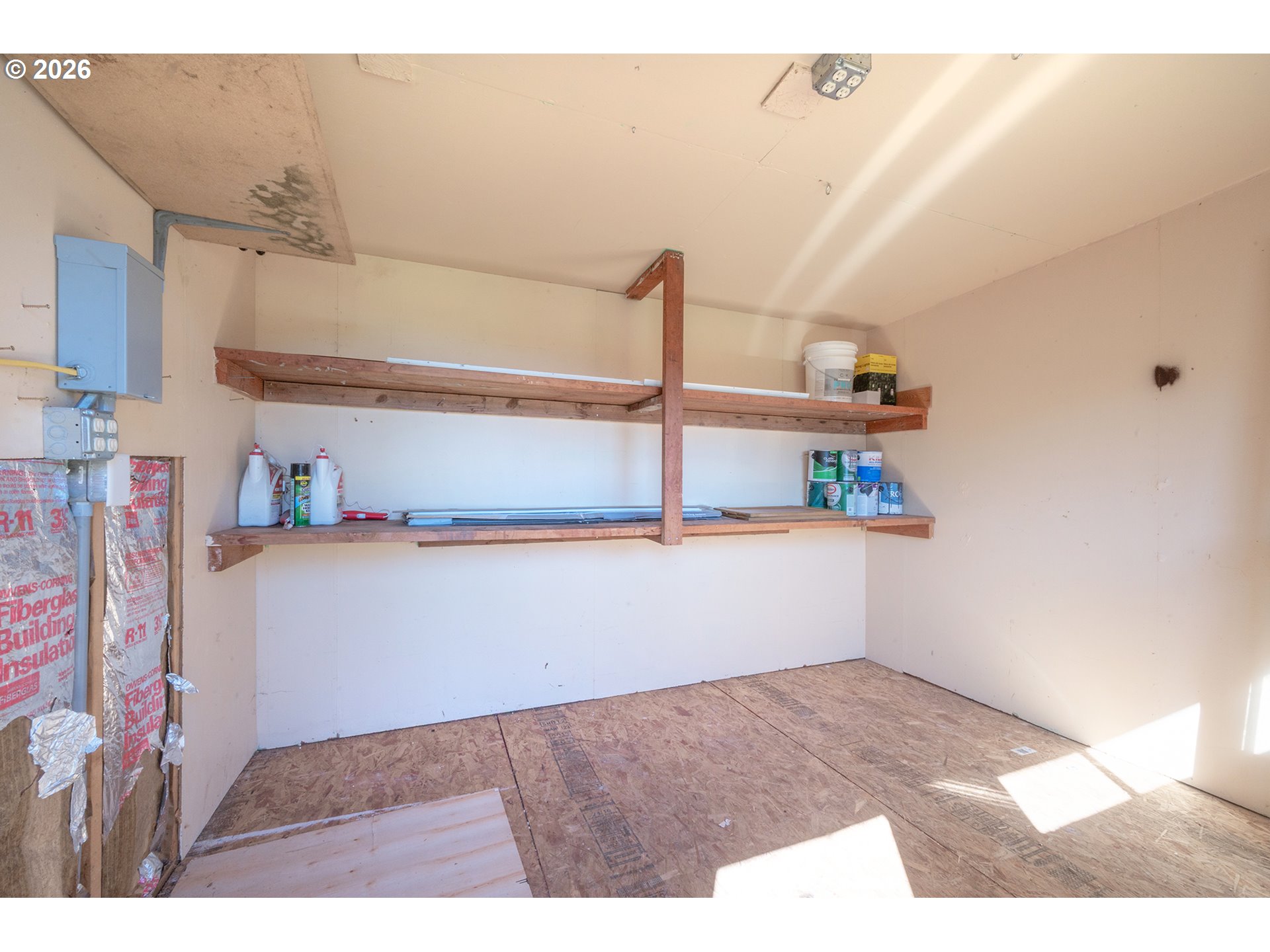 672 North 51st Street Springfield, OR 97478 - Photo 33 of 43 Workshop