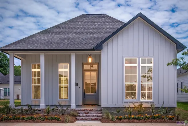 $527,000 | 7517 McMahon Drive, Baton Rouge, LA 70817