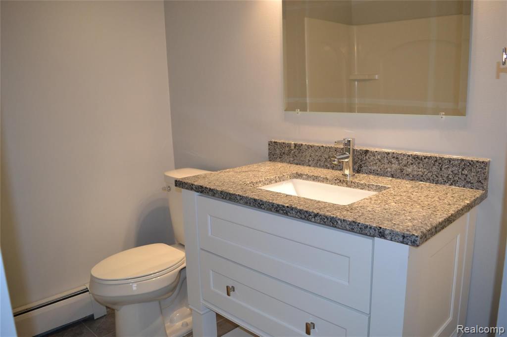 451 Miller Avenue, Unit 111 Rochester, MI 48307 - Photo 13 of 26