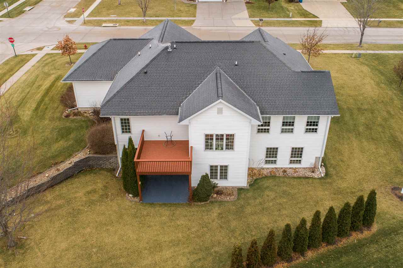 402 Prairie View Circle Fairfax, IA 52228 - Photo 6 of 49 Gallery Image 6