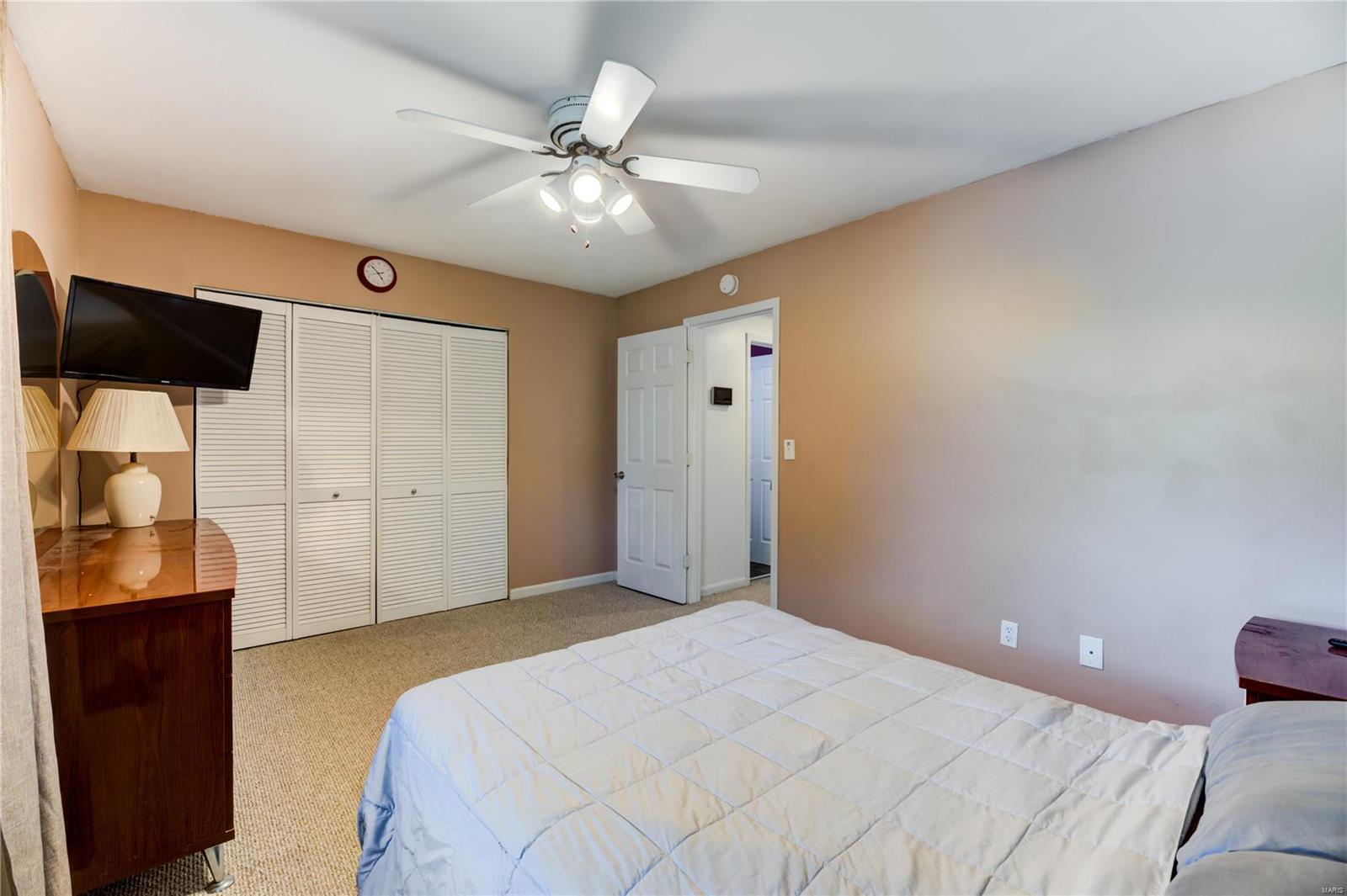 855 Portsdown Road Ballwin, MO 63011 - Photo 10 of 20 Gallery Image 10
