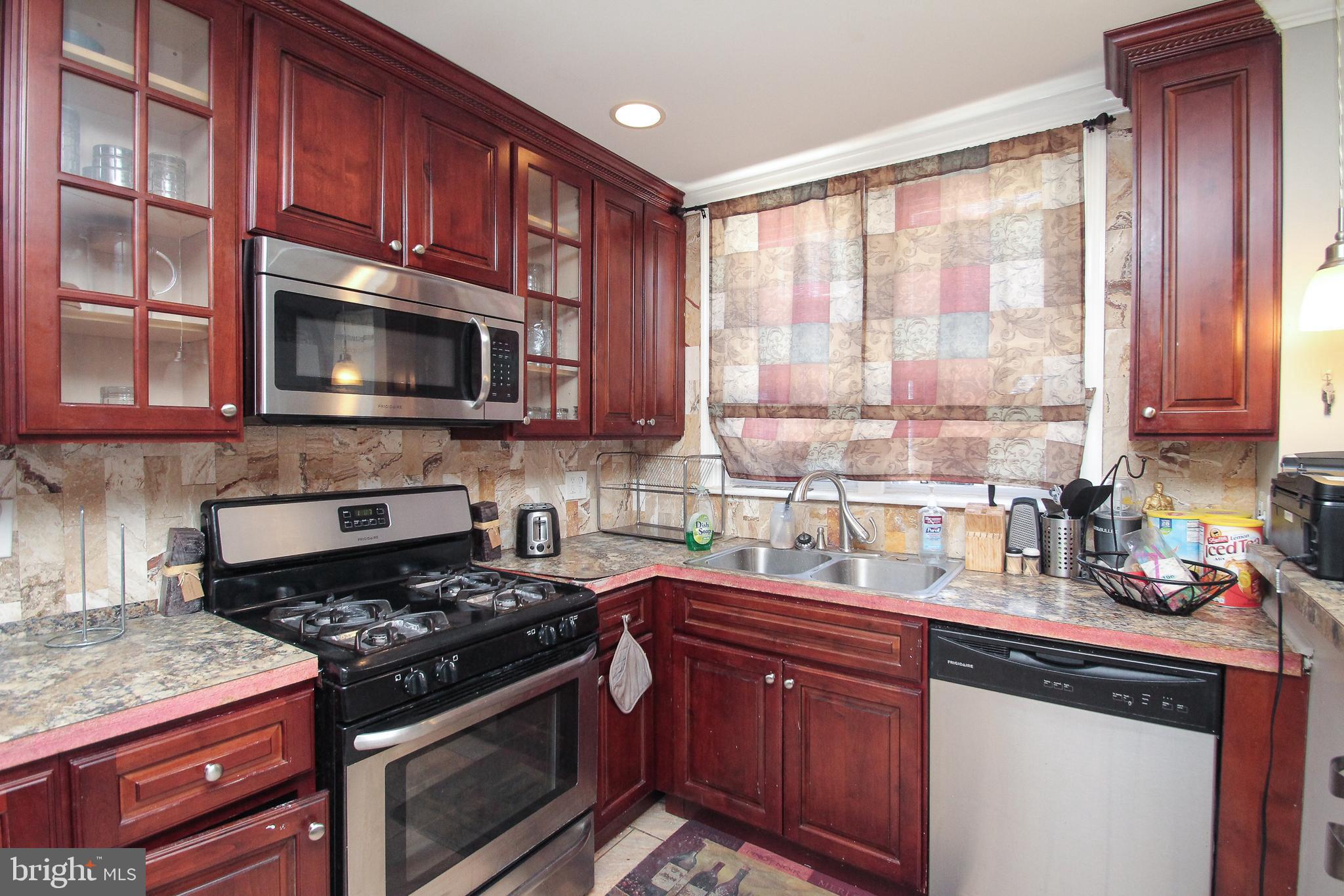 7508 Beverly Road Philadelphia, PA 19138 - Photo 4 of 17 Gallery Image 4