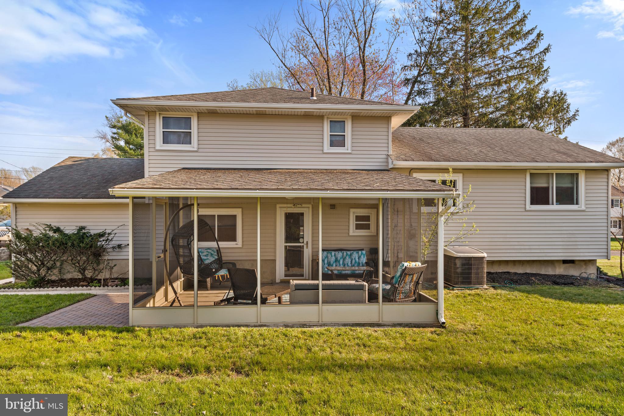 5 Holly Road Stratford, NJ 08084 - Photo 31 of 34