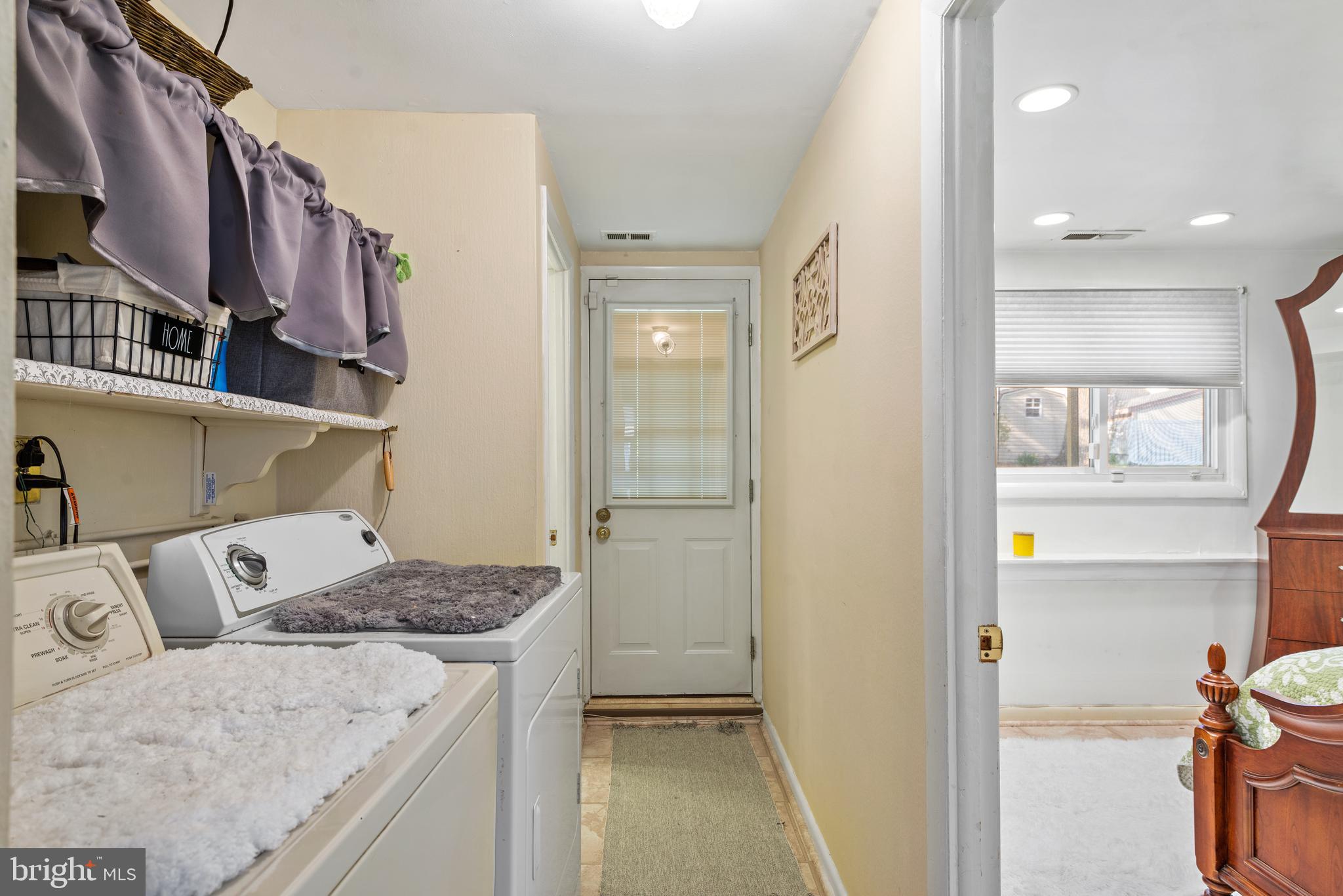 5 Holly Road Stratford, NJ 08084 - Photo 32 of 34
