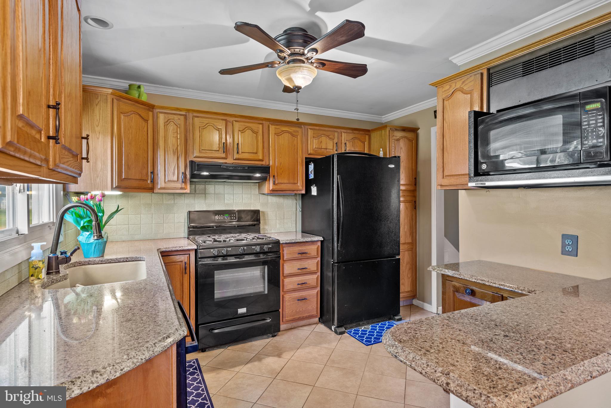 5 Holly Road Stratford, NJ 08084 - Photo 7 of 34