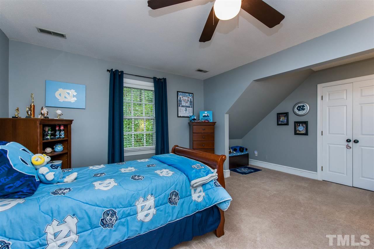 8113 Brookwood Court Raleigh, NC 27613 - Photo 15 of 24