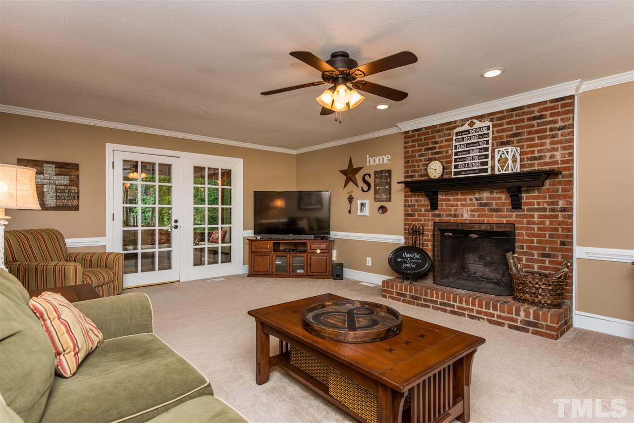 8113 Brookwood Court Raleigh, NC 27613 - Photo 3 of 24
