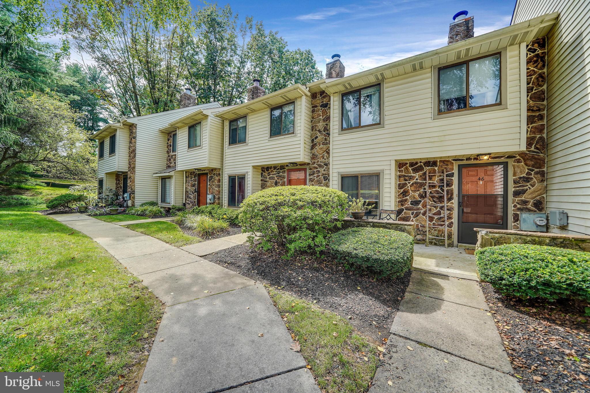 46 Flintlock Lane Chesterbrook, PA 19087 - Photo 2 of 25 Gallery Image 2