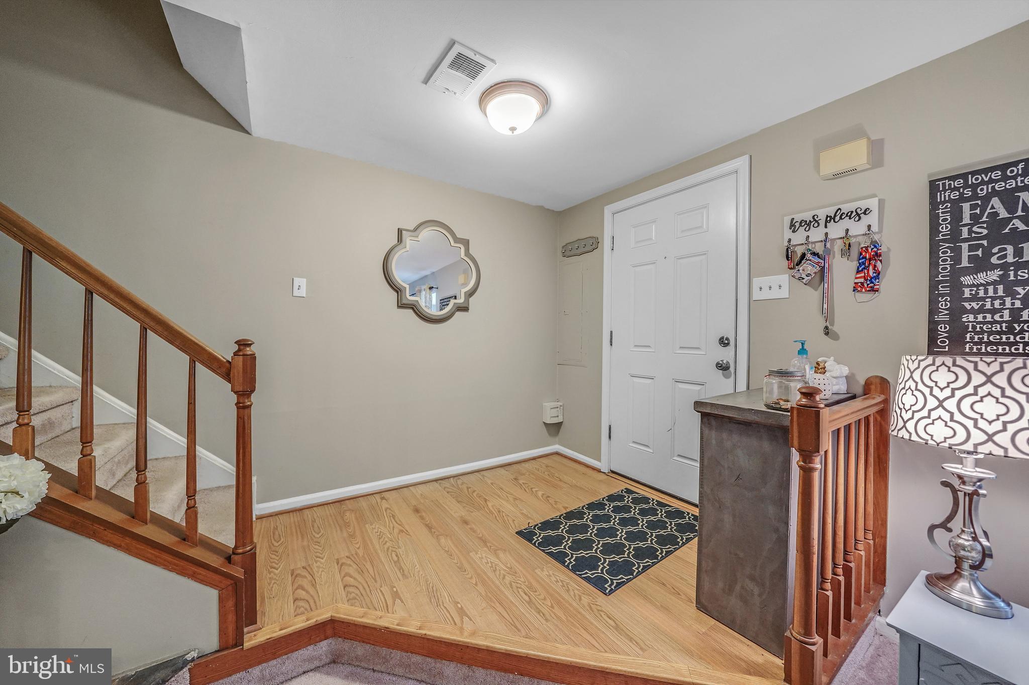 46 Flintlock Lane Chesterbrook, PA 19087 - Photo 4 of 25 Gallery Image 4