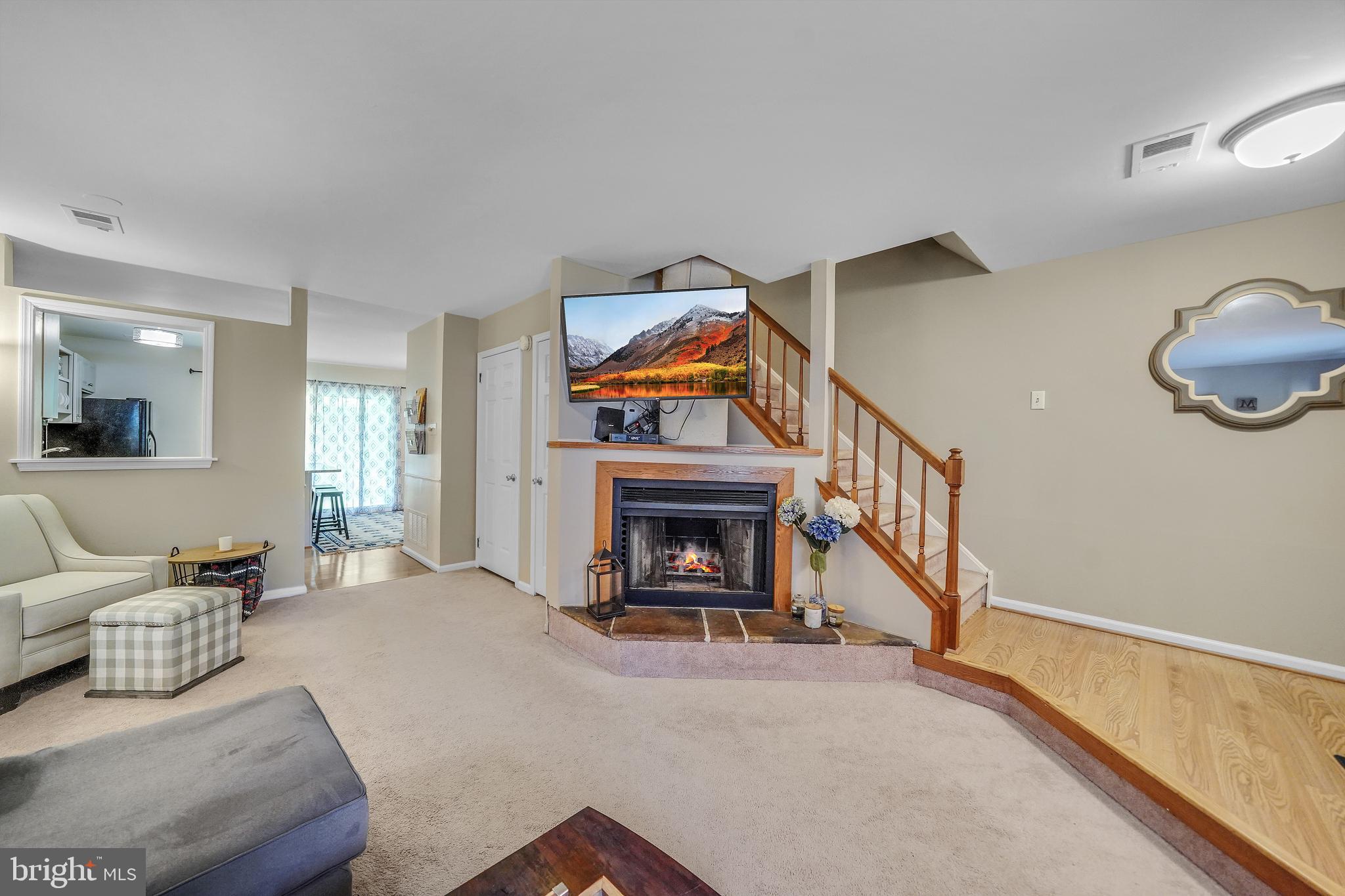 46 Flintlock Lane Chesterbrook, PA 19087 - Photo 5 of 25 Gallery Image 5