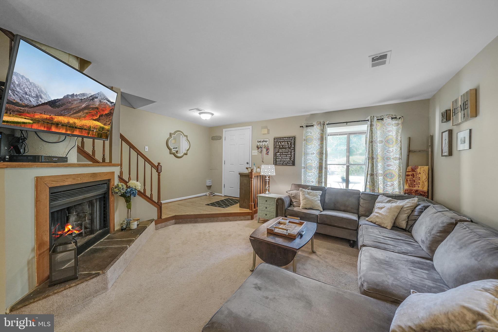 46 Flintlock Lane Chesterbrook, PA 19087 - Photo 6 of 25 Gallery Image 6