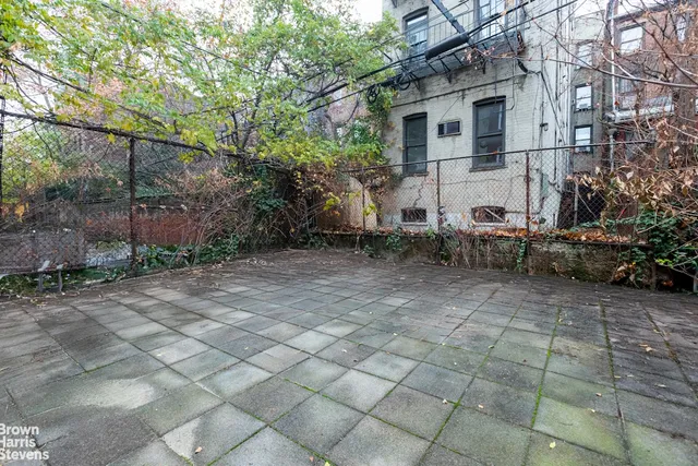 $3,800,000 | 379 Atlantic Avenue | Boerum Hill