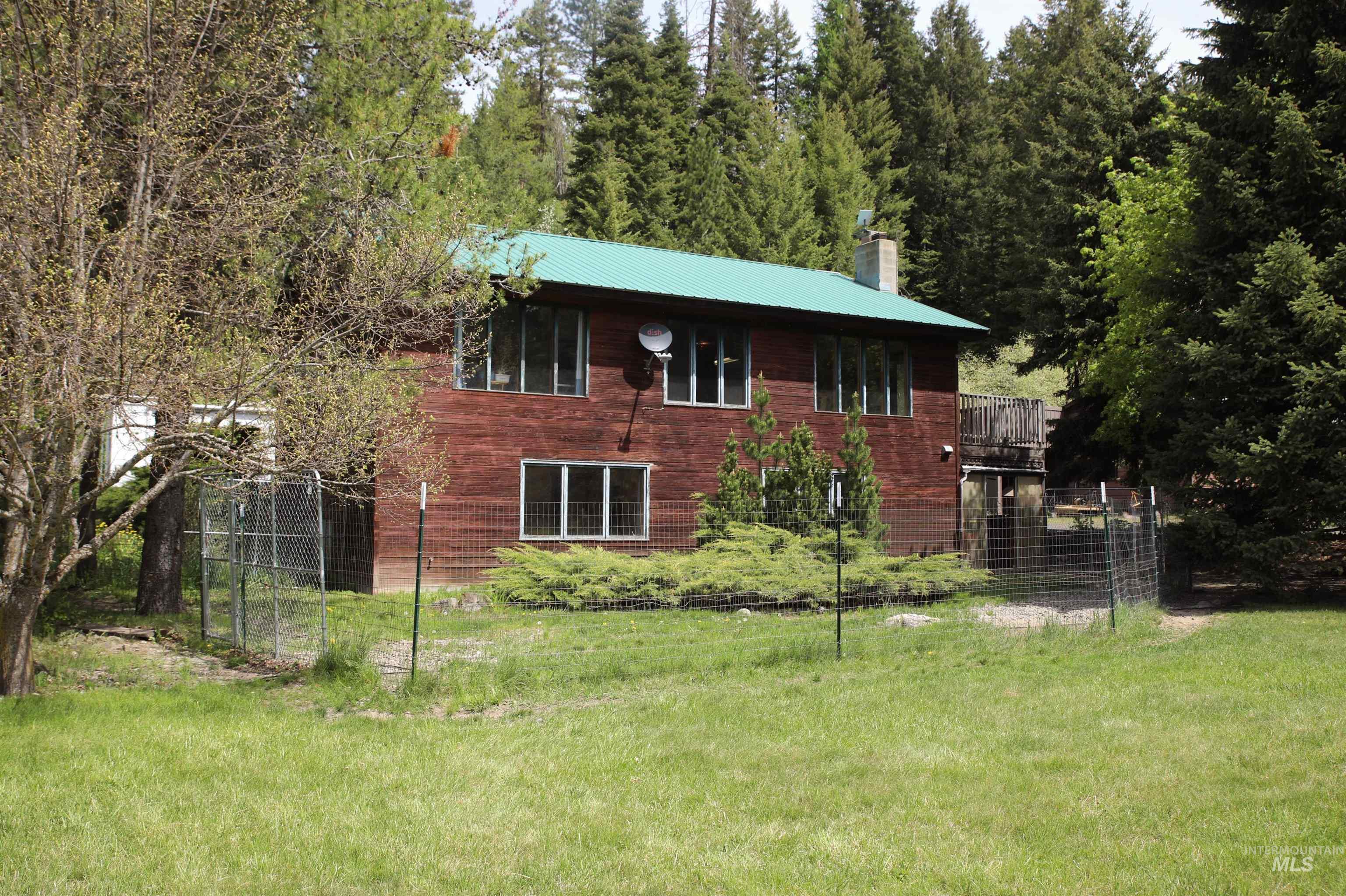 1021 Claypit Road Troy, ID 83871 - Photo 2 of 44