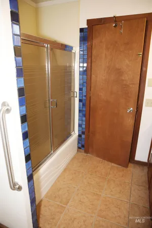 $875,000 | 1021 Claypit Road, Troy, ID 83871