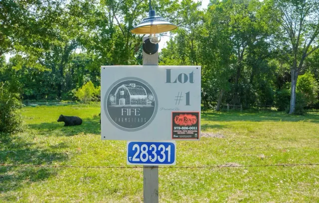 $160,000 | 28331 Clarke Bottom Road, Hempstead, TX 77445