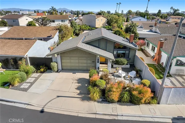 $4,800 | 3318 Wyoming Circle, Costa Mesa, CA 92626