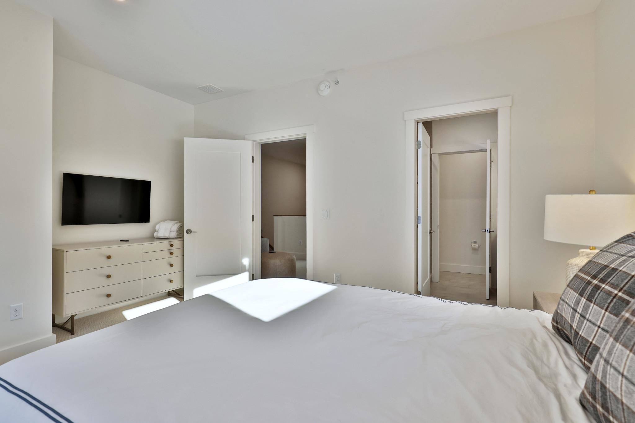 37 Village Center Road, Unit 1 Ludlow, VT 05149 - Photo 36 of 60