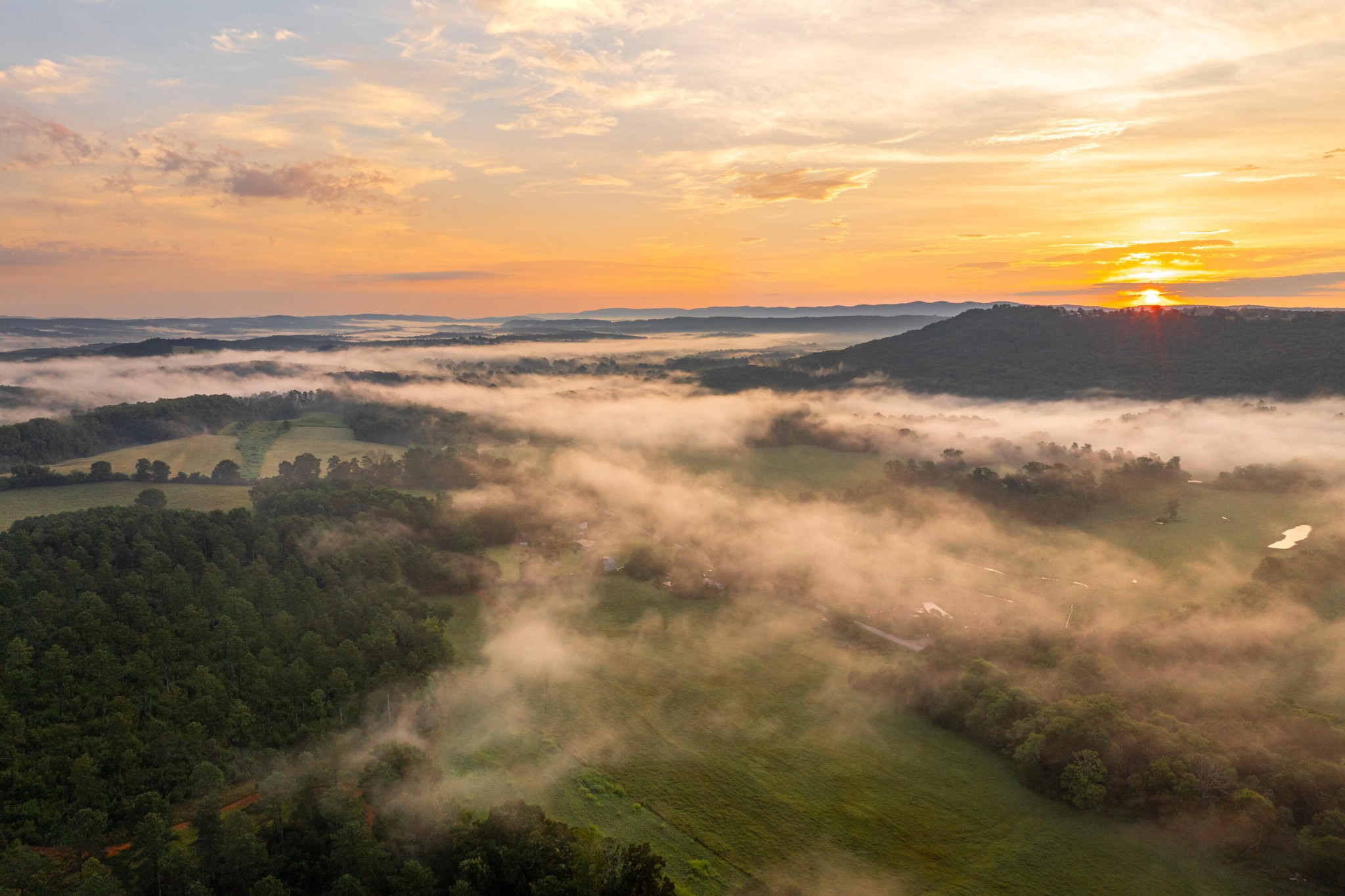 1129 Farmersville Road Summerville, GA 30747 - Photo 34 of 100 a view of an ocean and beach