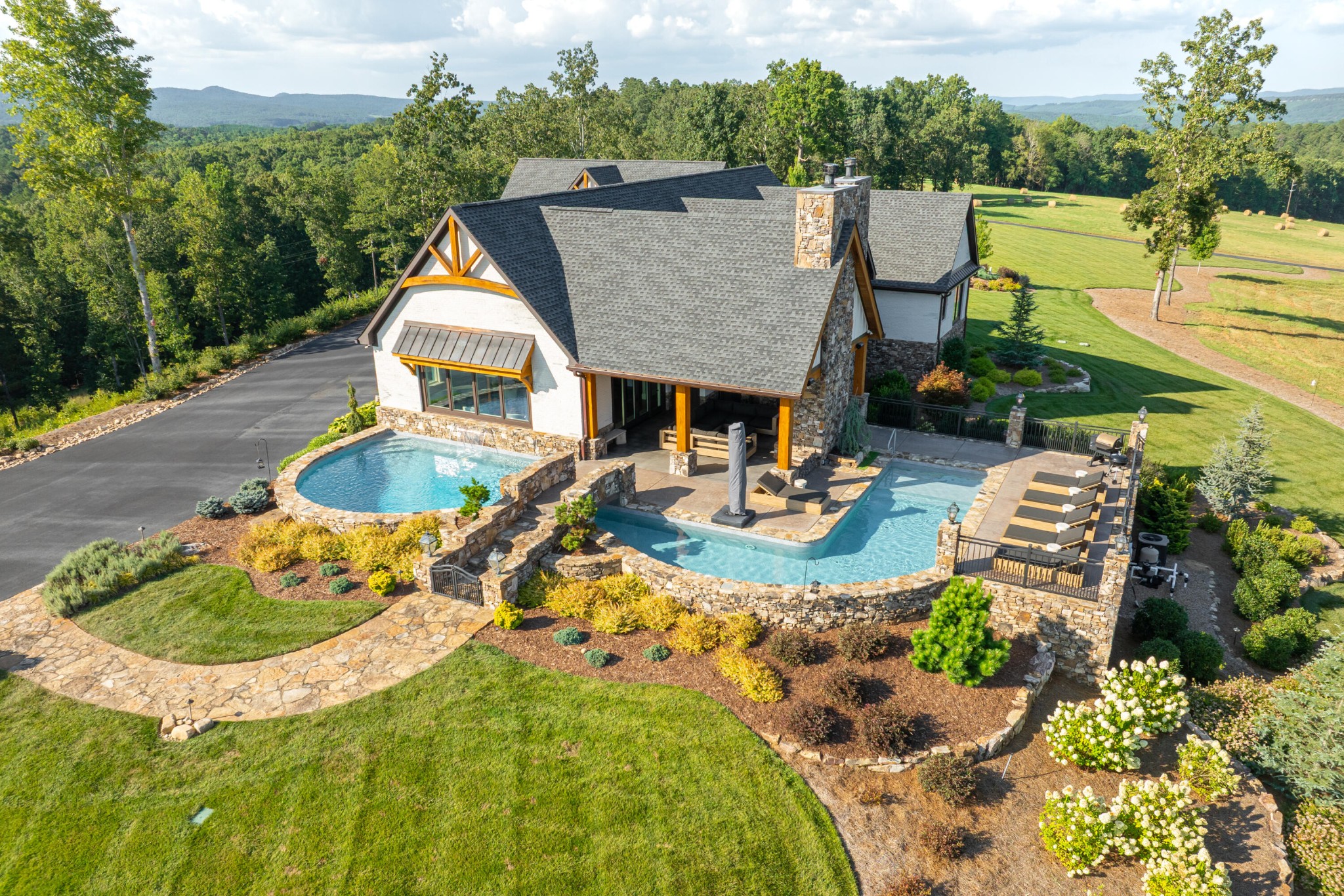 1129 Farmersville Road Summerville, GA 30747 - Photo 79 of 100 a view of a swimming pool with a patio