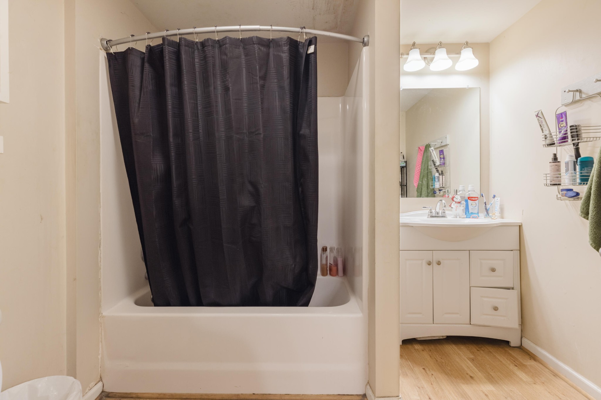 1129 Farmersville Road Summerville, GA 30747 - Photo 99 of 100 a bathroom with a sink vanity and mirror