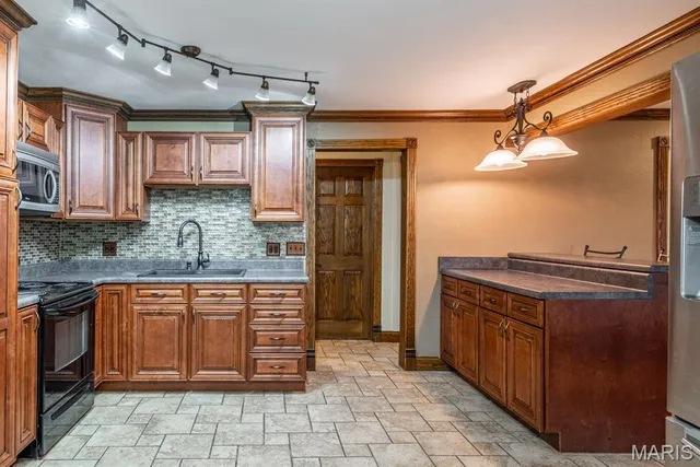 $289,900 | 6482 North Highway 61, Perryville, MO 63775