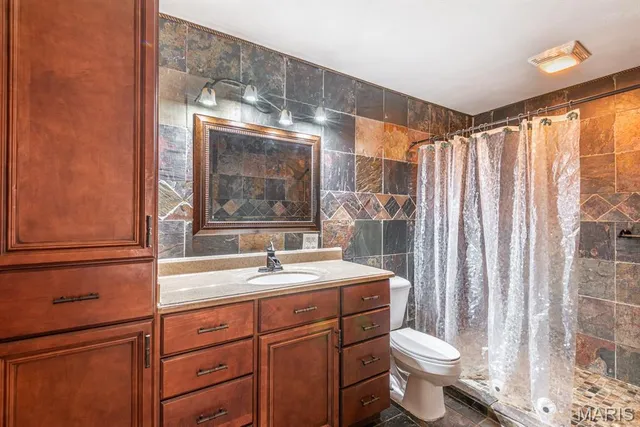 $289,900 | 6482 North Highway 61, Perryville, MO 63775