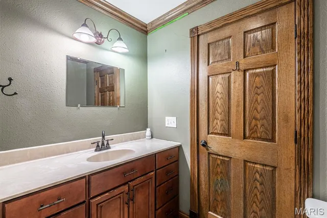 $289,900 | 6482 North Highway 61, Perryville, MO 63775