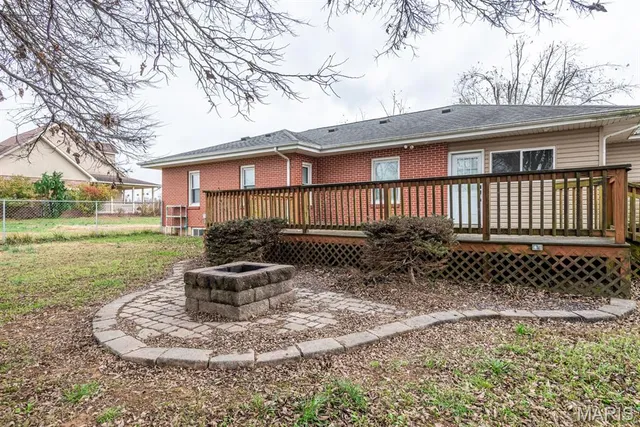 $289,900 | 6482 North Highway 61, Perryville, MO 63775