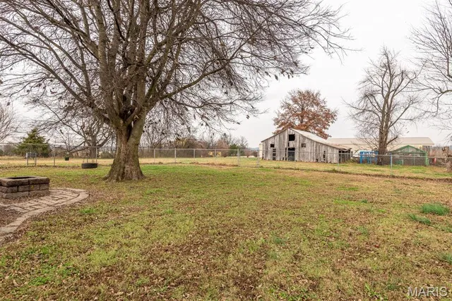 $289,900 | 6482 North Highway 61, Perryville, MO 63775