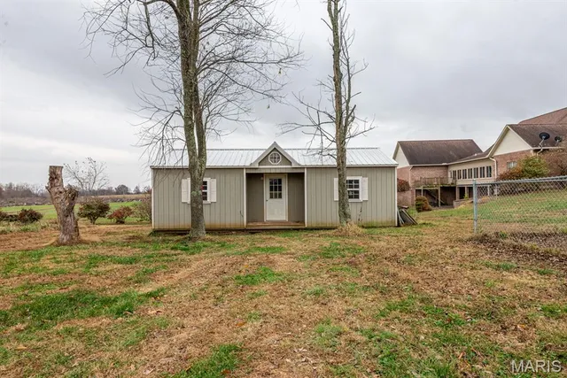 $289,900 | 6482 North Highway 61, Perryville, MO 63775