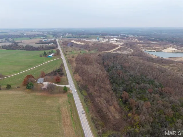 $289,900 | 6482 North Highway 61, Perryville, MO 63775