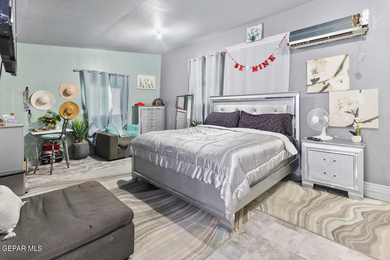 724 Gasport Street Horizon City, TX 79928 - Photo 20 of 31 724 Gas Port e-8