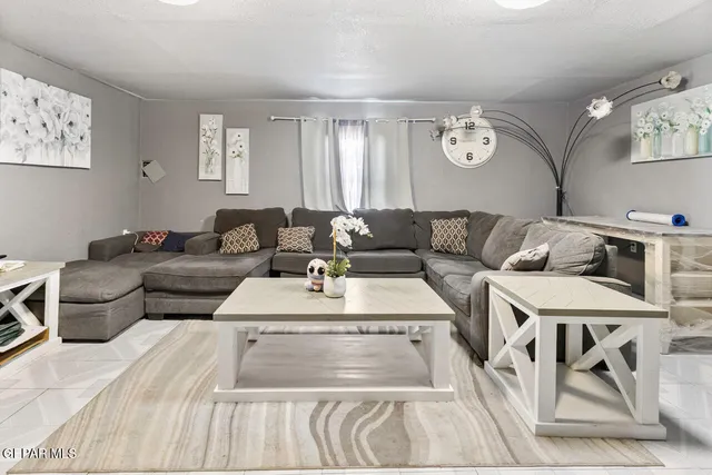 $264,500 | 724 Gasport Street, Horizon City, TX 79928