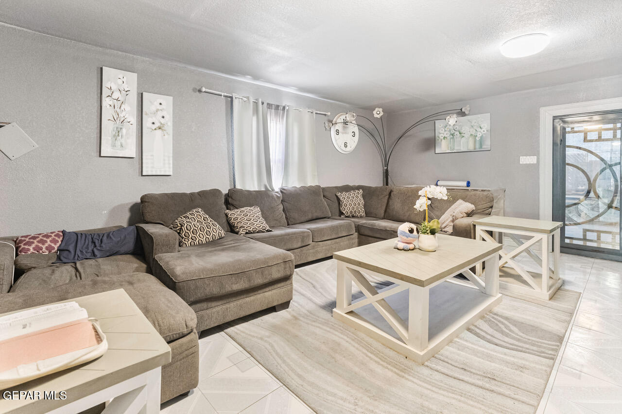 724 Gasport Street Horizon City, TX 79928 - Photo 26 of 31 724 Gas Port e-2