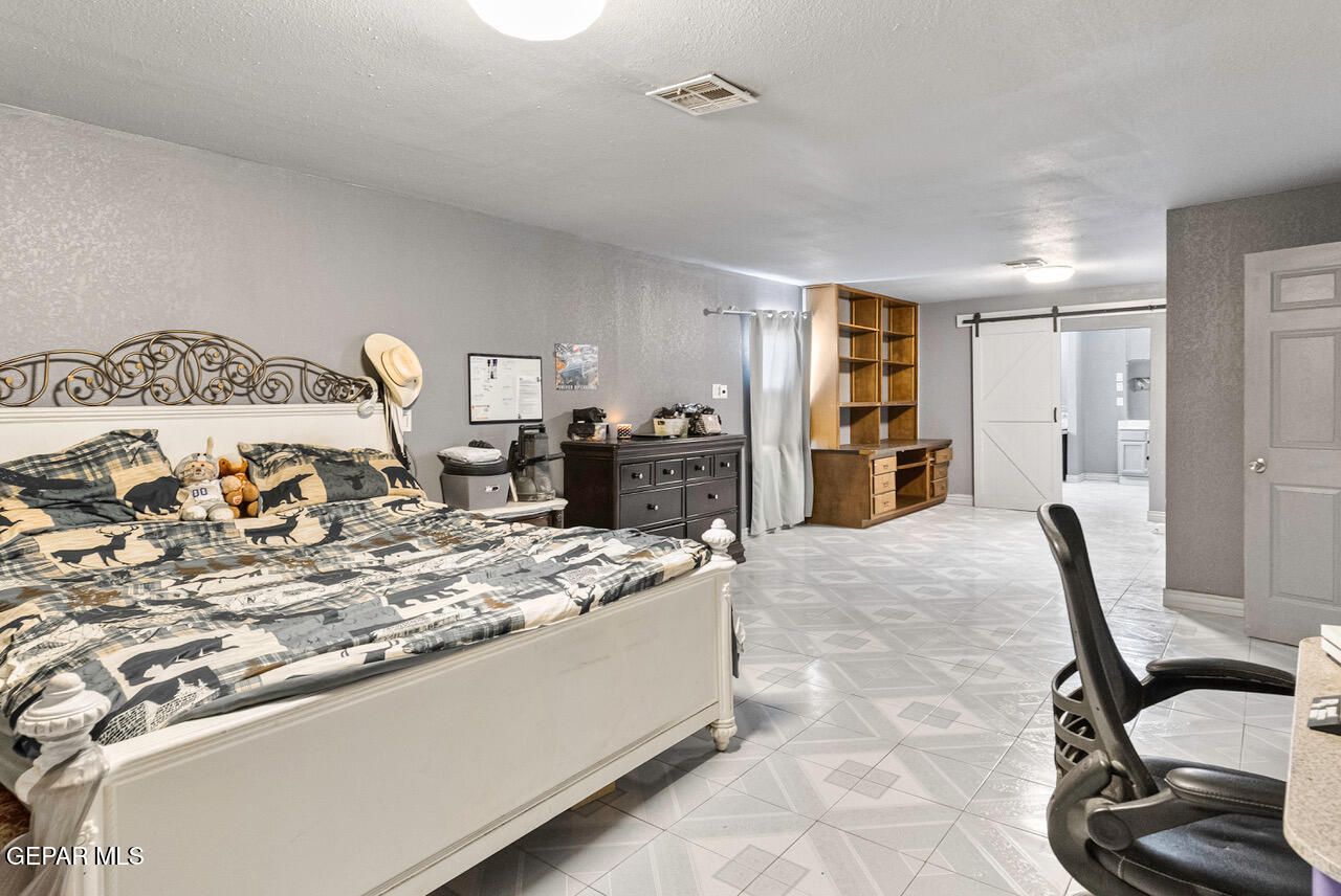 724 Gasport Street Horizon City, TX 79928 - Photo 8 of 31 724 Gas Port e-20