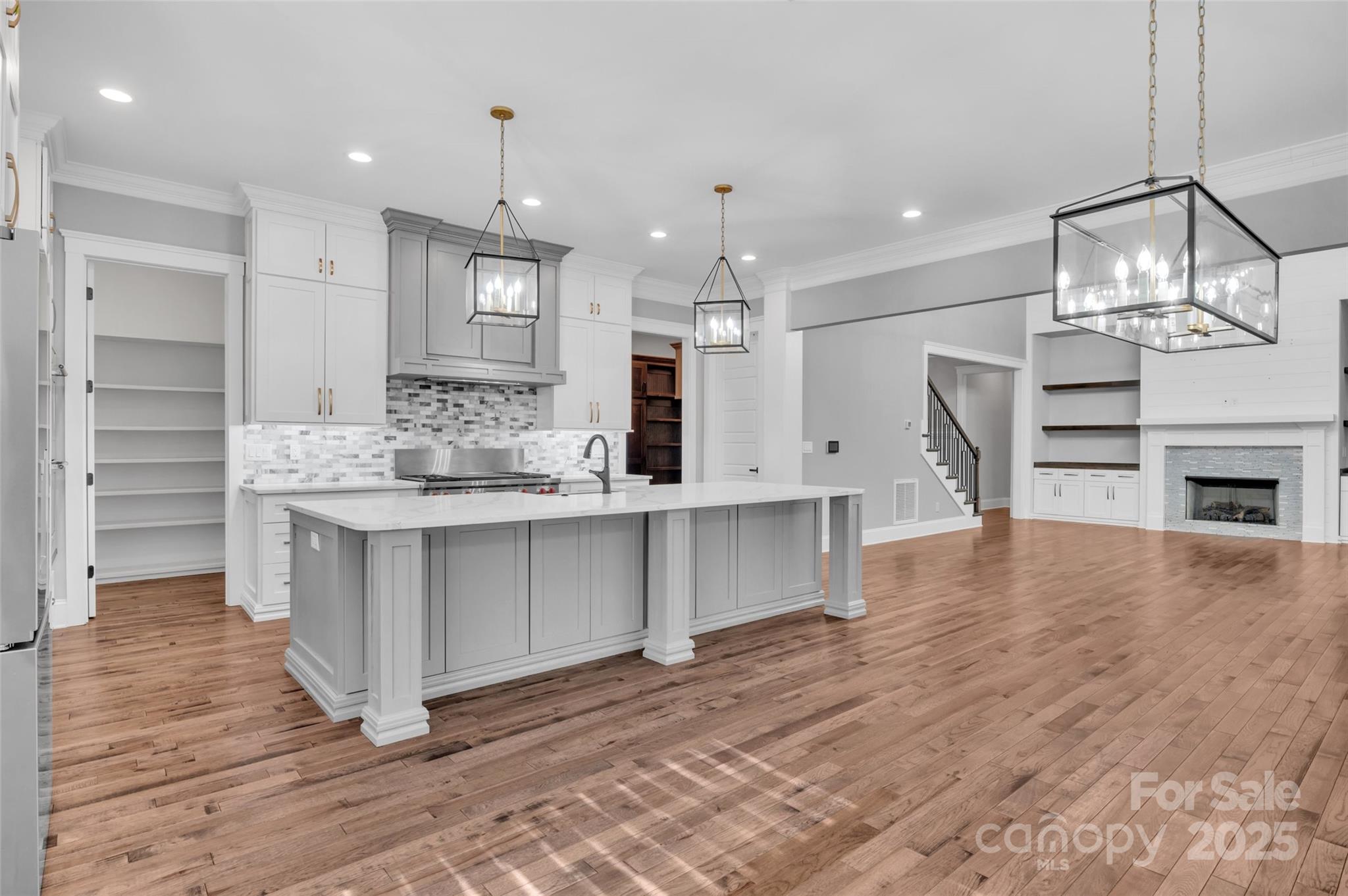 1622 Hunters Place Road York, SC 29745 - Photo 5 of 39 a view of kitchen and kitchen island